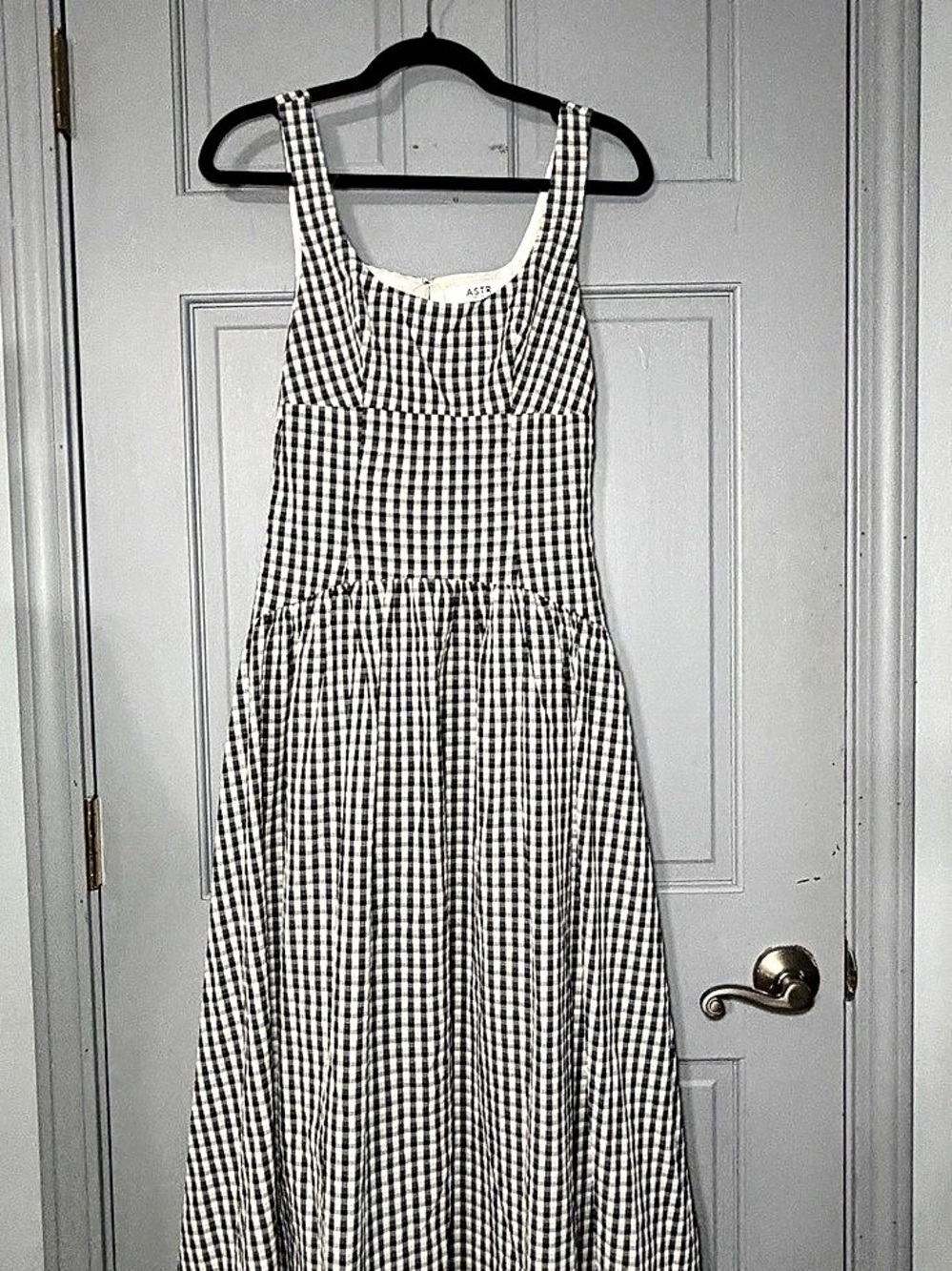 ASTR The Label Cara Gingham Sleeveless Midi Dress Black & White Flawed zipper